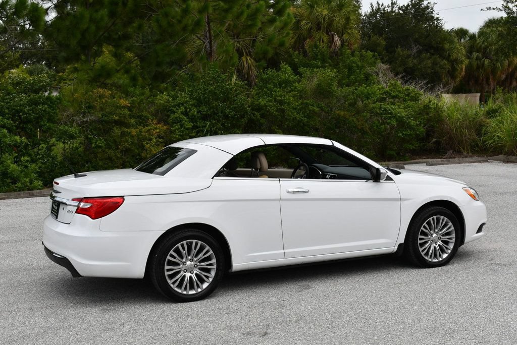Used 2012 Chrysler 200 Limited FWD image 39