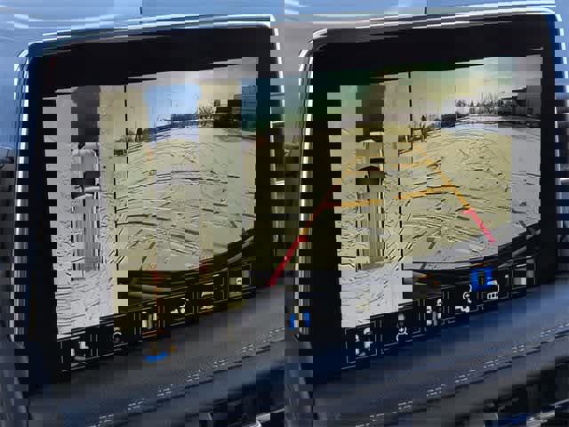 Used 2021 GMC Yukon SLT w/ SLT Luxury Package image 30