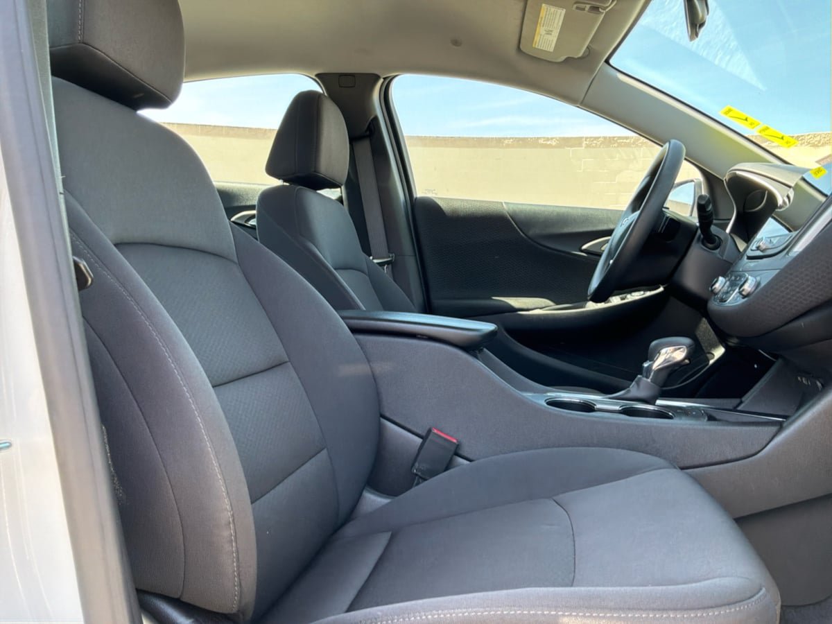 Used 2024 Chevrolet Malibu LT FWD image 20