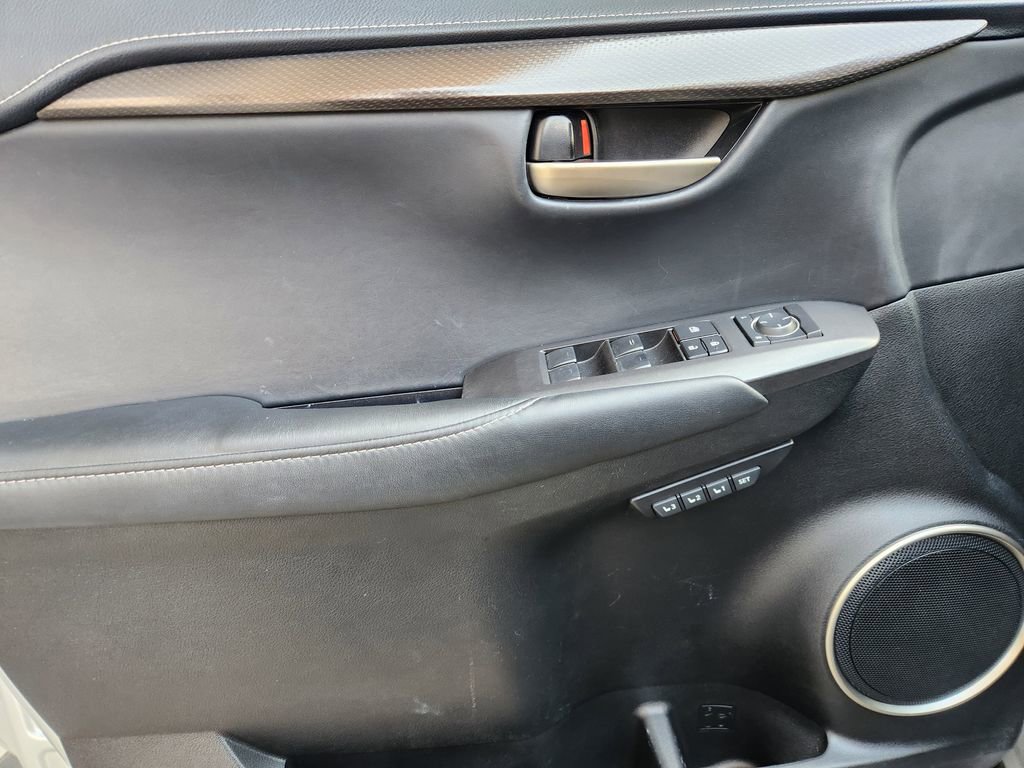 Used 2017 Lexus NX 200t FWD image 23