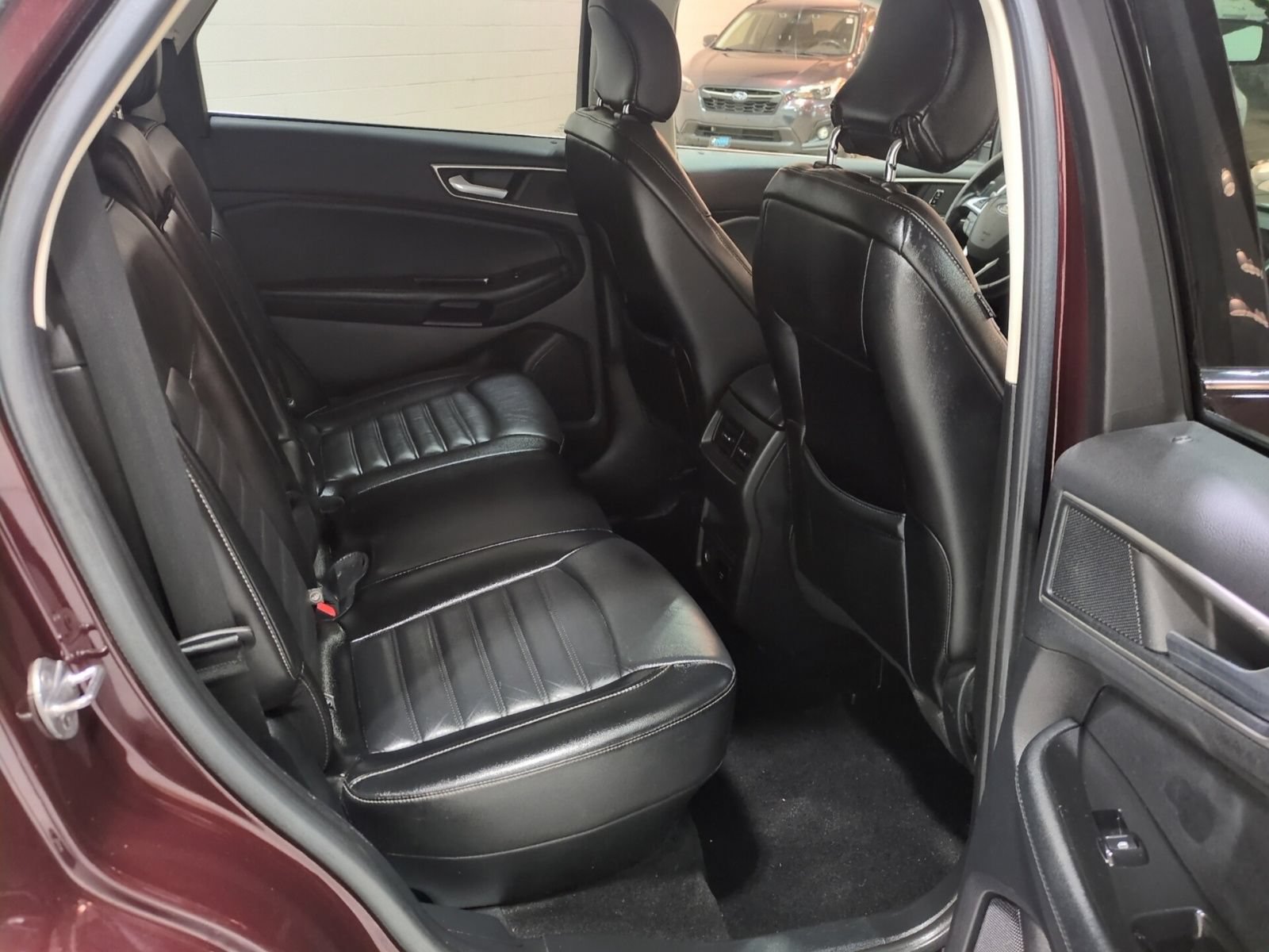 Used 2017 Ford Edge SEL w/ Equipment Group 201A AWD/4WD image 11
