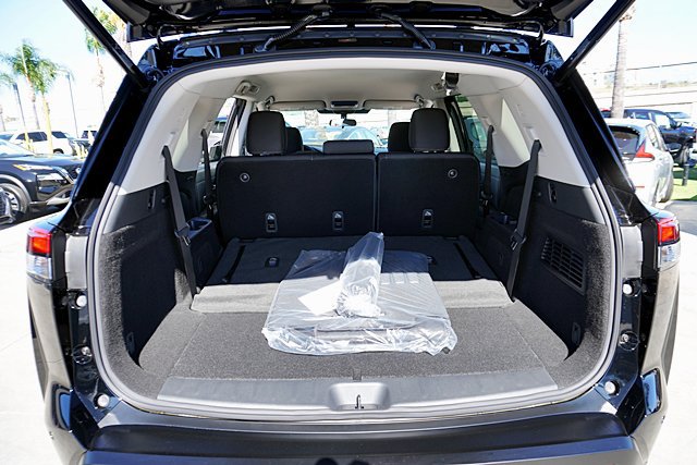 New 2026 Nissan Pathfinder SV FWD image 20