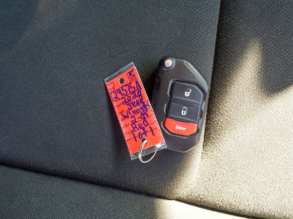 Used 2020 Jeep Wrangler Sport AWD/4WD image 25