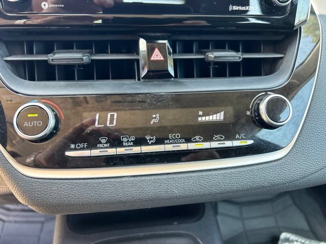 Used 2021 Toyota Corolla LE FWD image 13