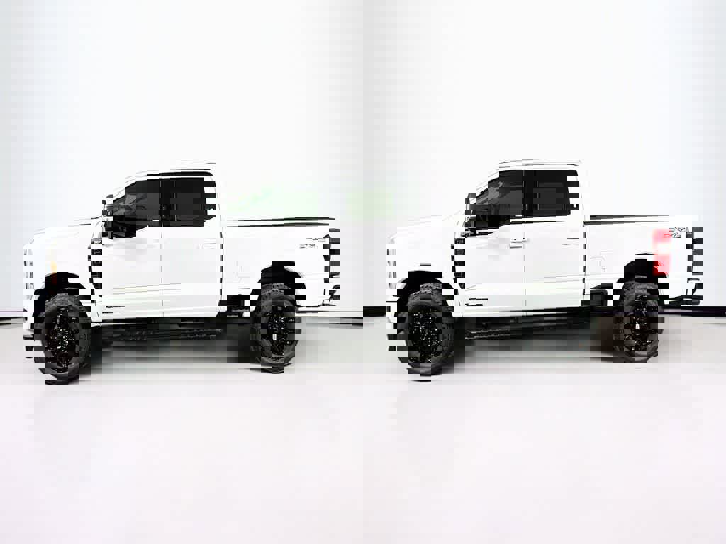 New 2026 Ford F250 XLT w/ XLT Premium Package image 3