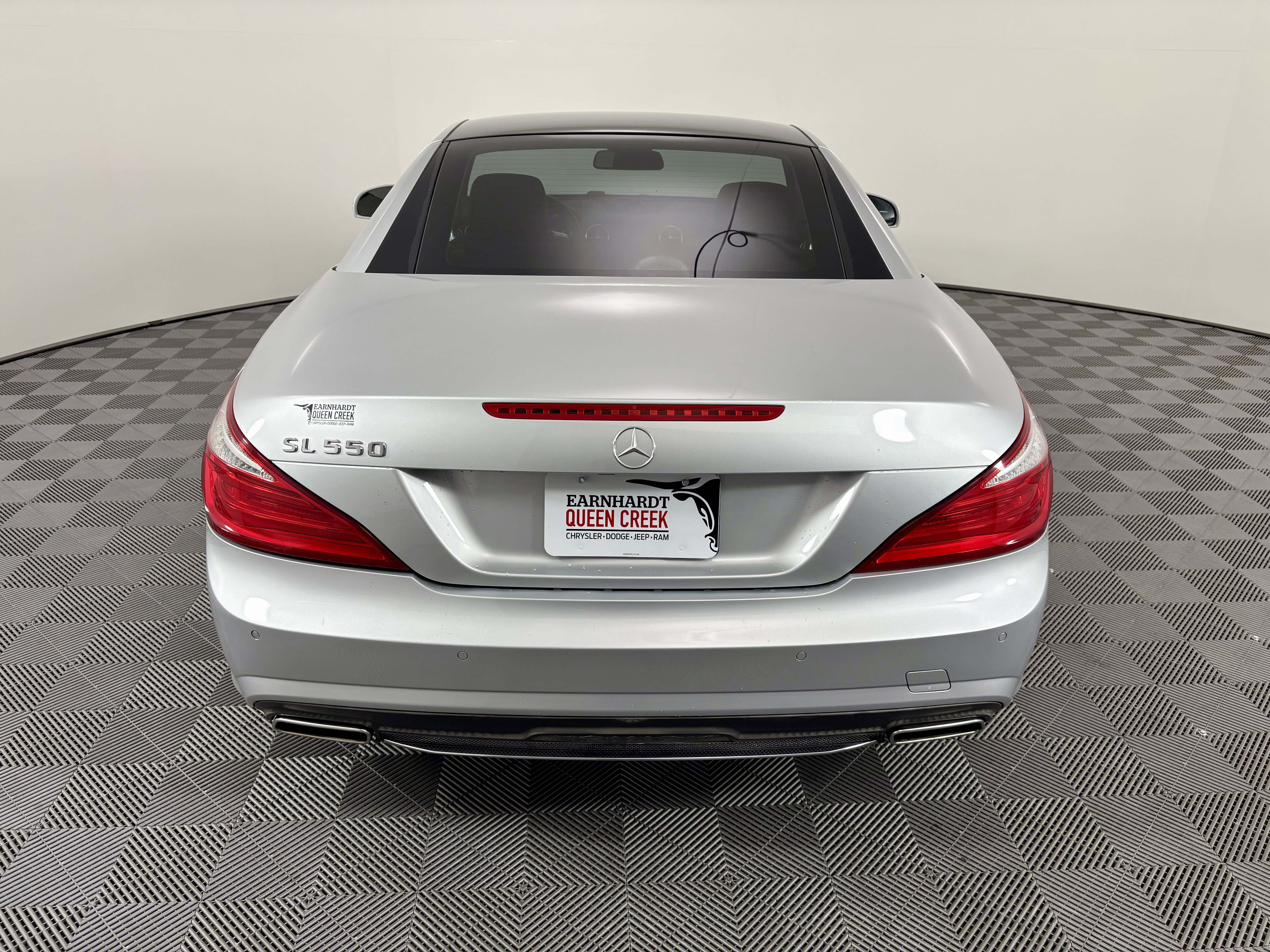 Used 2013 Mercedes-Benz SL 550 image 4