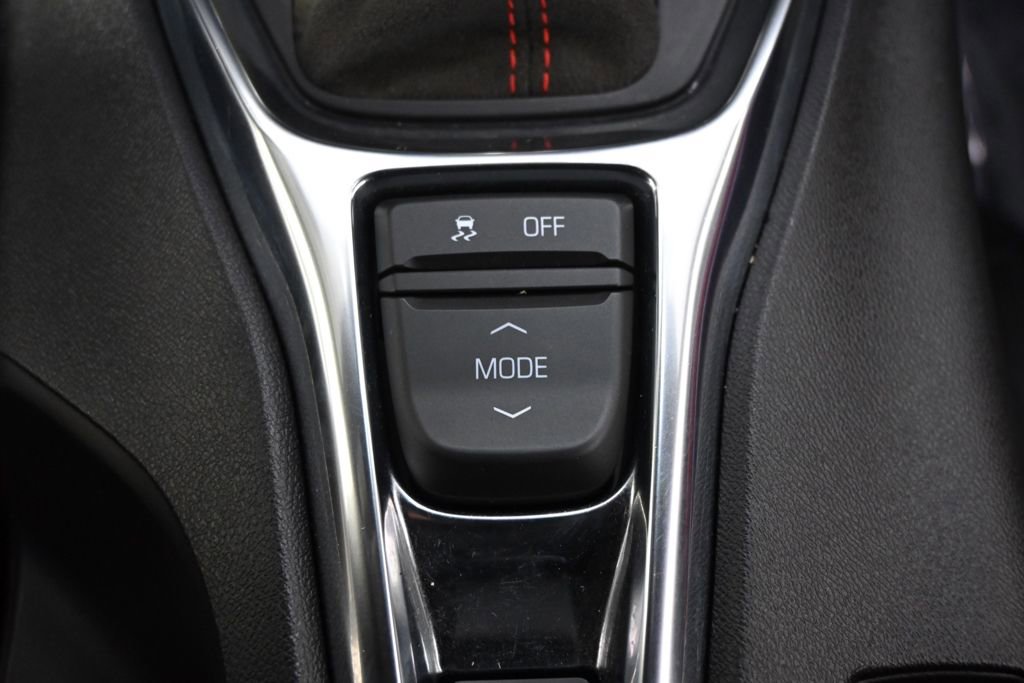 Used 2021 Chevrolet Camaro ZL1 image 39