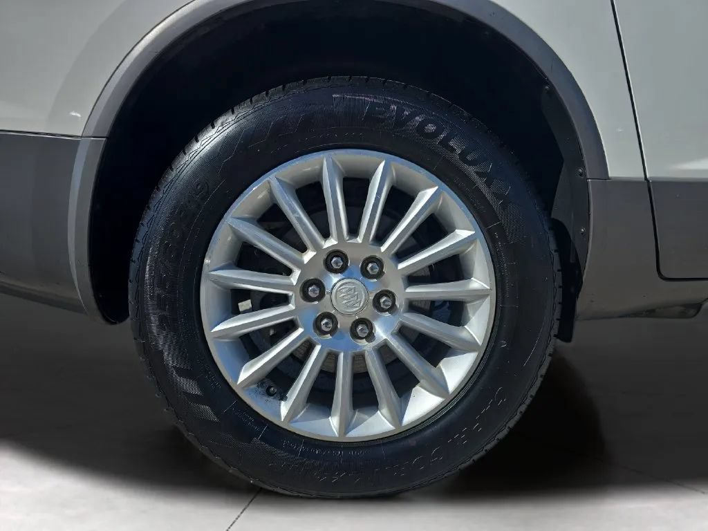 Used 2012 Buick Enclave Leather FWD image 31
