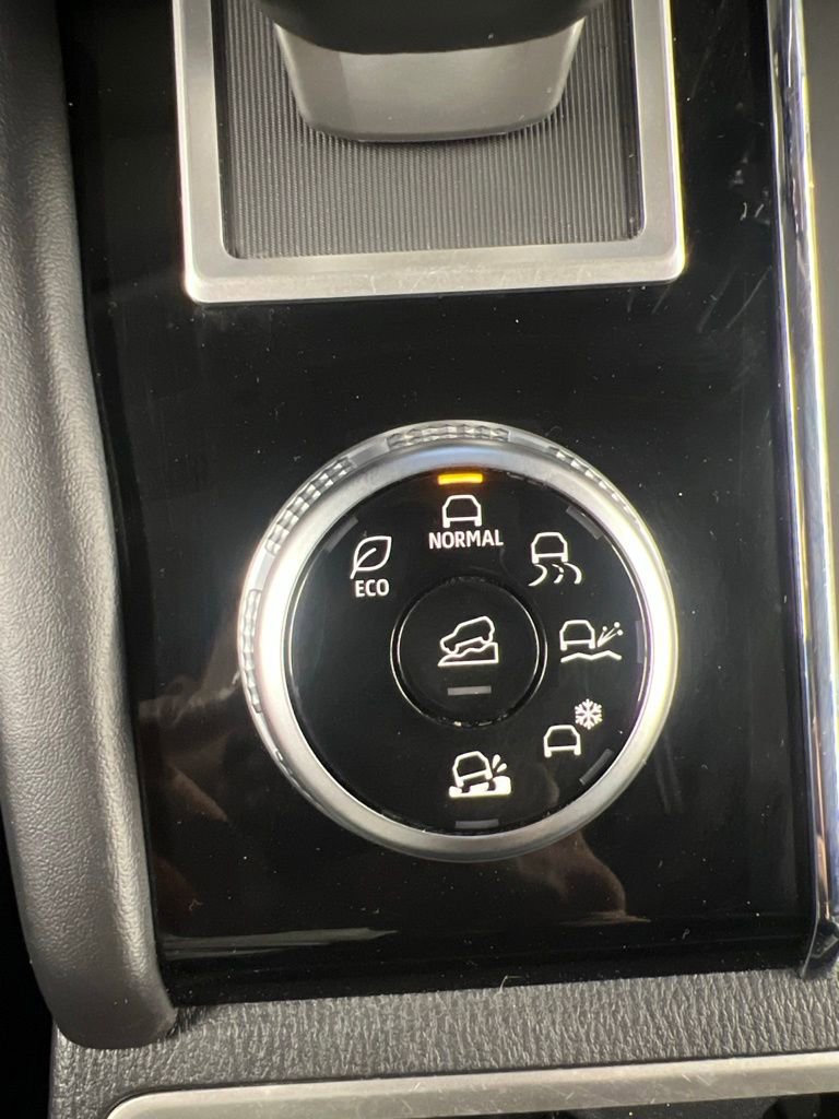 Used 2024 Mitsubishi Outlander SE AWD/4WD image 19