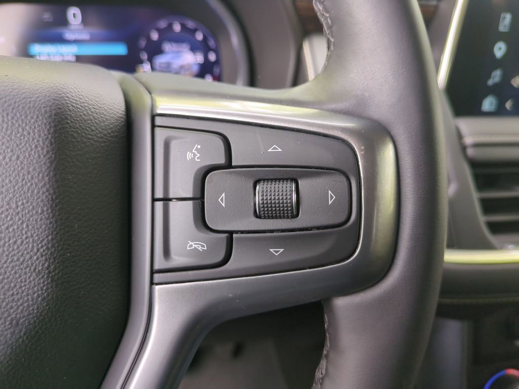 Used 2024 Chevrolet Tahoe Premier w/ Premium Package image 19