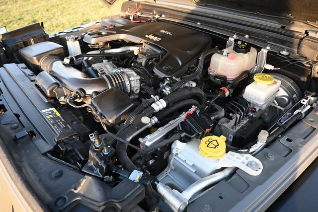 Used 2020 Jeep Wrangler Sport image 16