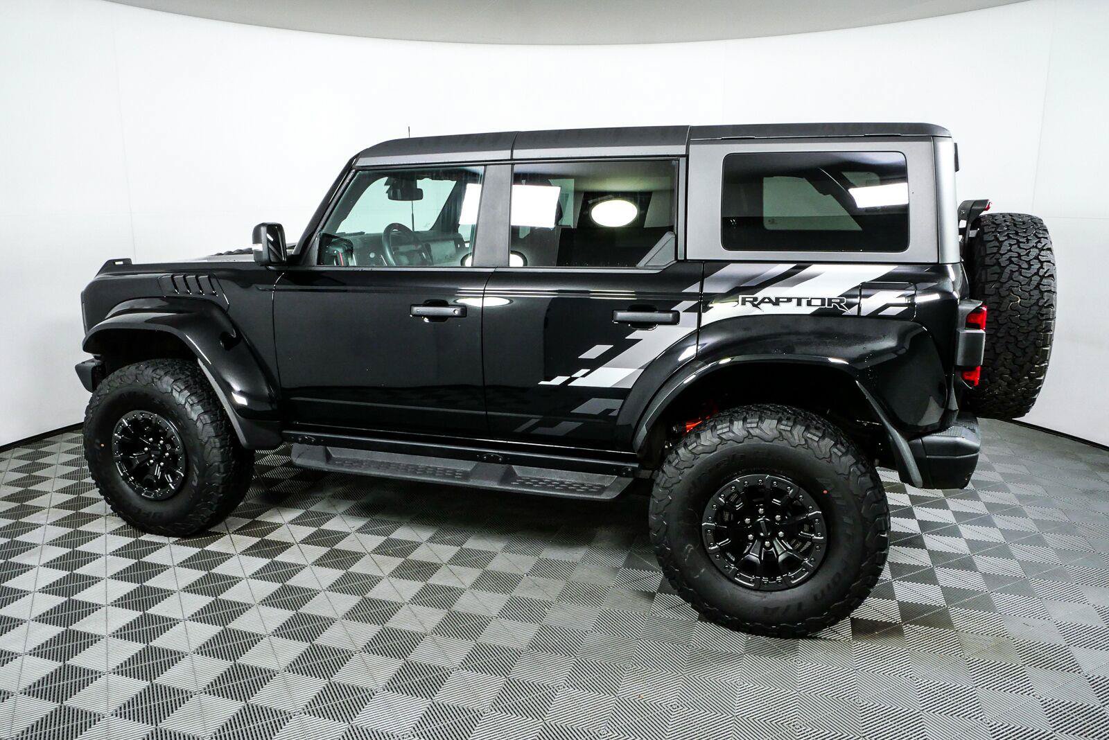 Used 2024 Ford Bronco Raptor AWD/4WD image 29
