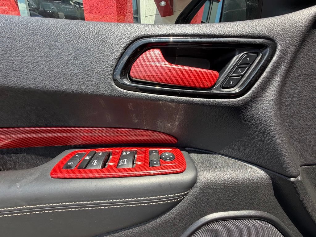 Used 2022 Dodge Durango SRT w/ Technology Group AWD/4WD image 17