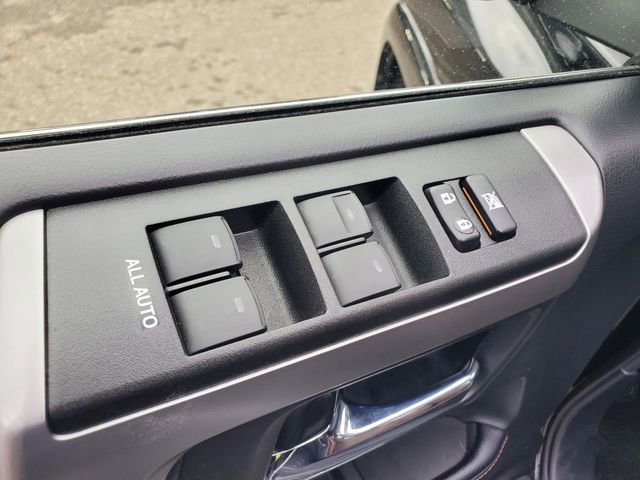 Used 2022 Toyota 4Runner Limited image 10
