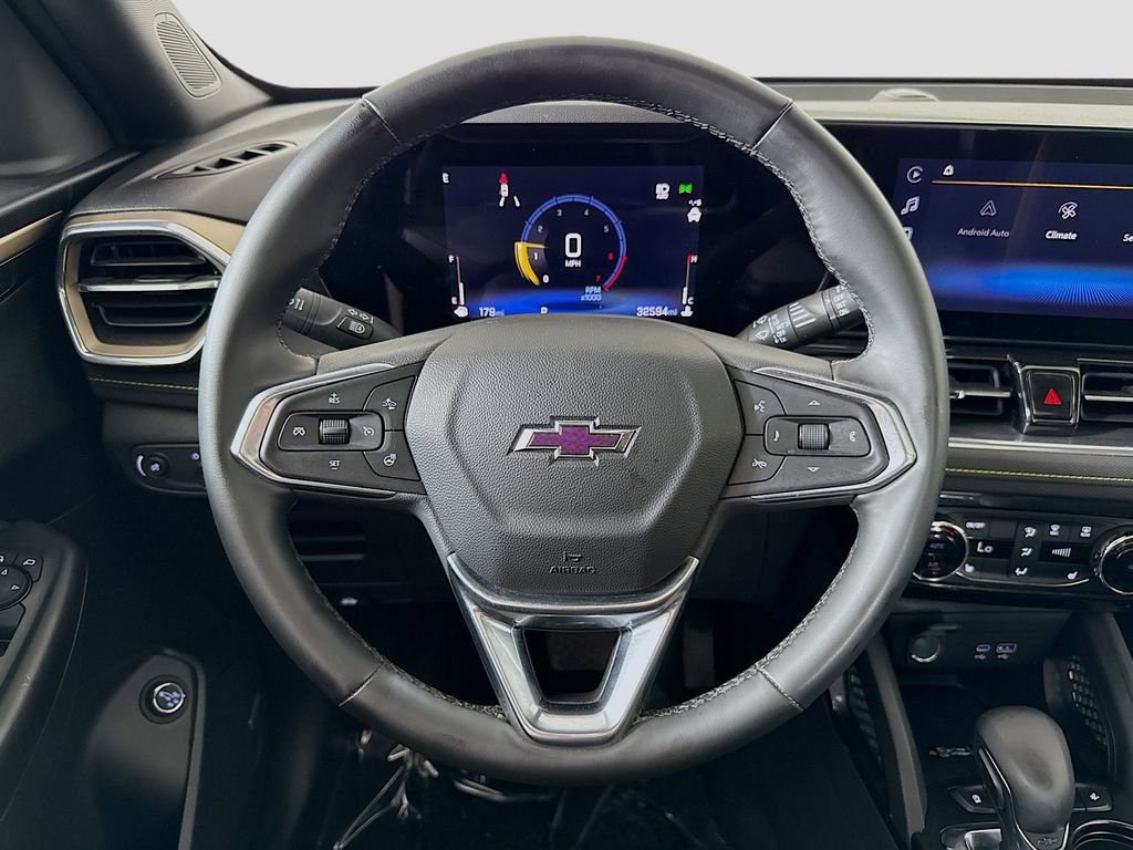 Used 2025 Chevrolet TrailBlazer ACTIV w/ Convenience Package FWD image 11