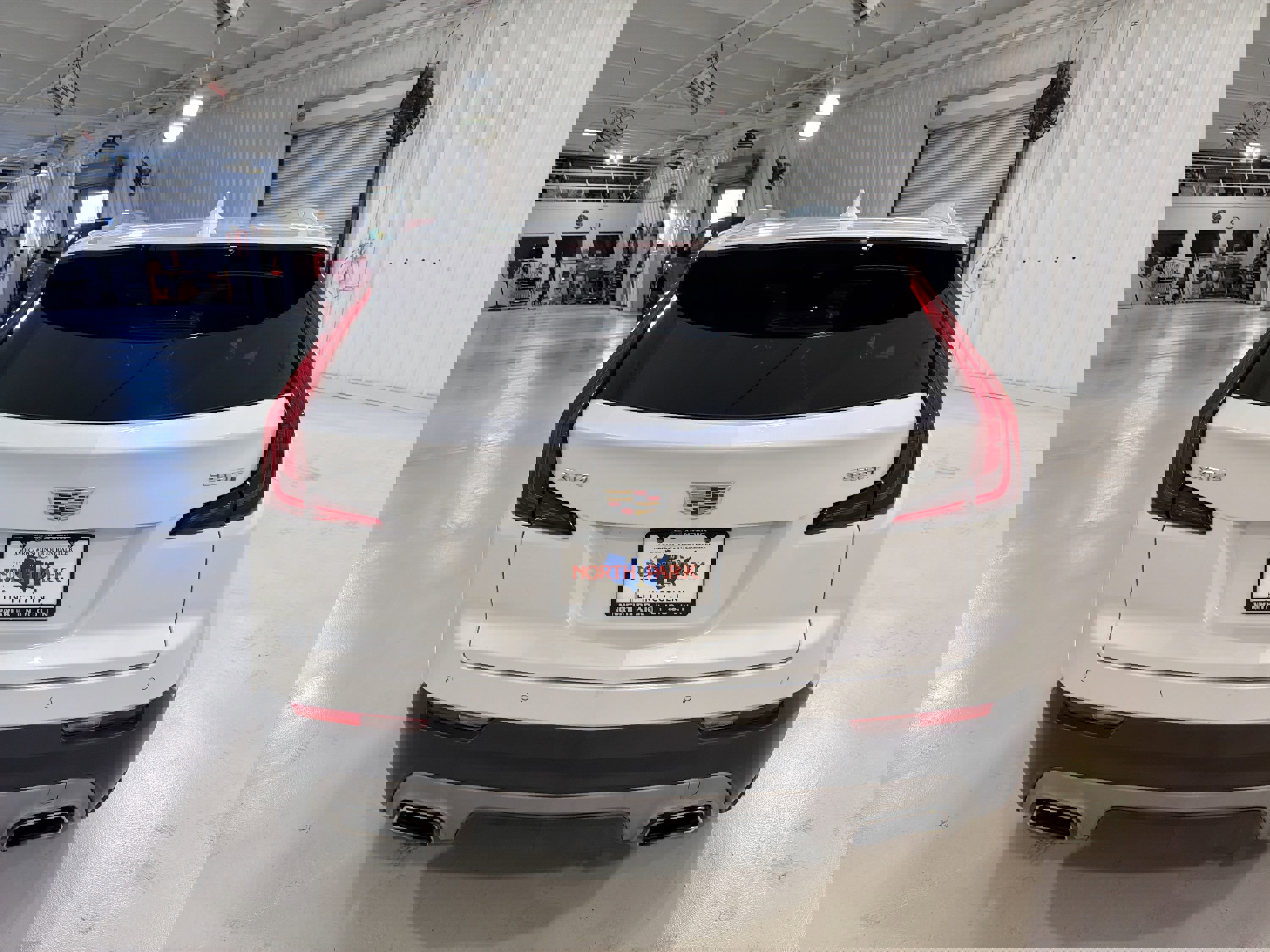 Used 2023 Cadillac XT4 Premium Luxury FWD image 26