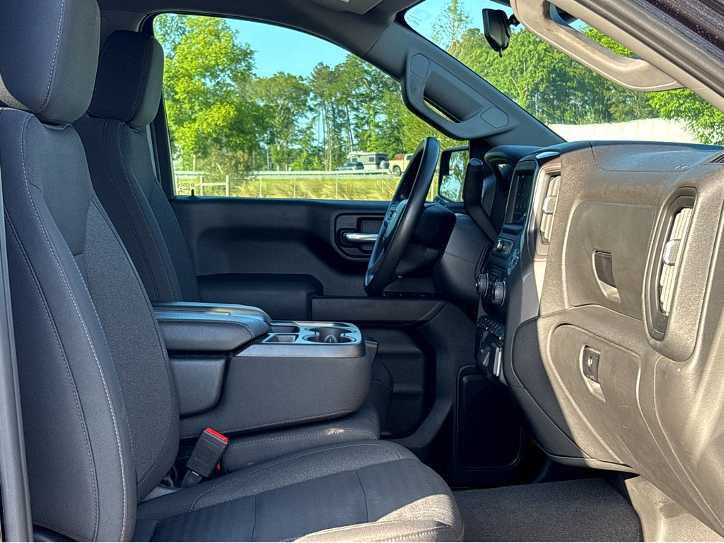 Used 2022 Chevrolet Silverado 1500 Custom image 5