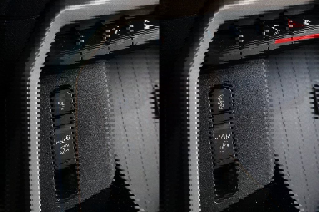 Used 2022 Toyota Tundra SR5 w/ SR5 Convenience Package image 23