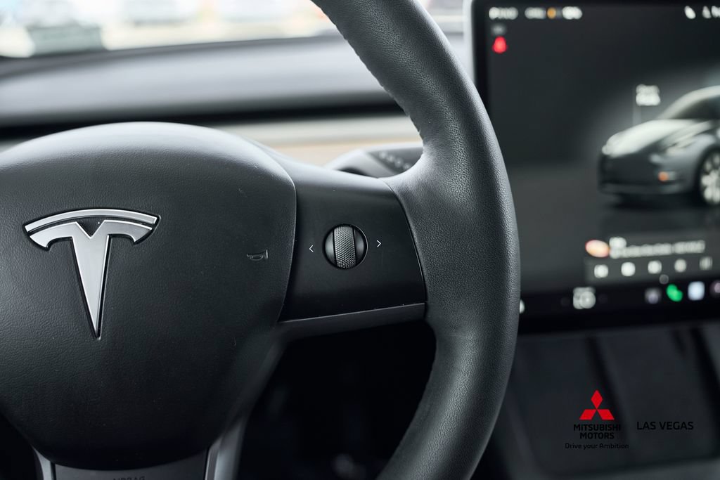 Used 2023 Tesla Model Y Long Range AWD/4WD image 19