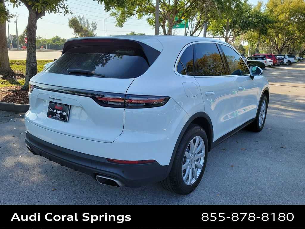 Used 2021 Porsche Cayenne image 8