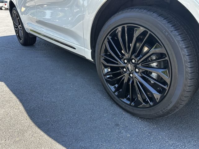 Certified 2023 Lincoln Corsair Reserve w/ Equipment Group 201A AWD/4WD image 11