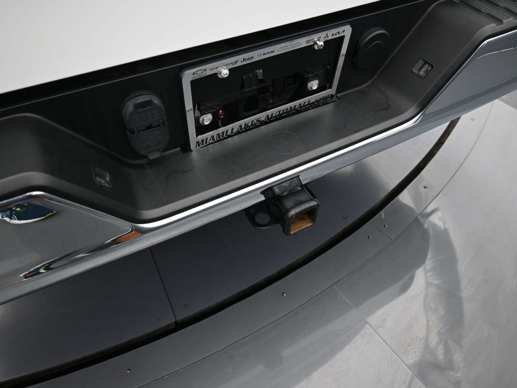 Used 2023 Chevrolet Silverado 1500 LT image 39