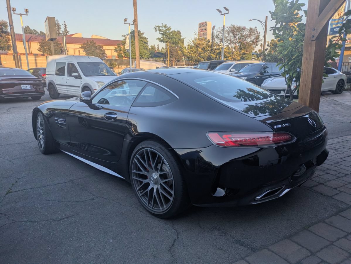Used 2018 Mercedes-Benz AMG GT C image 2