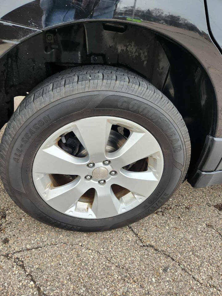 Used 2011 Subaru Outback 2.5i Limited image 31