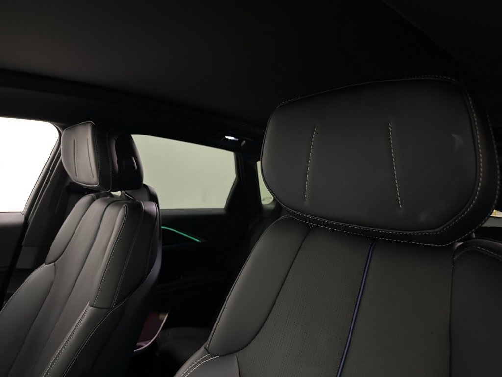 Used 2024 Cadillac Lyriq Luxury w/ LPO, Floor Liner Package image 30