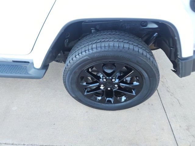 Used 2021 Jeep Wrangler Unlimited Sahara w/ Cold Weather Group image 11