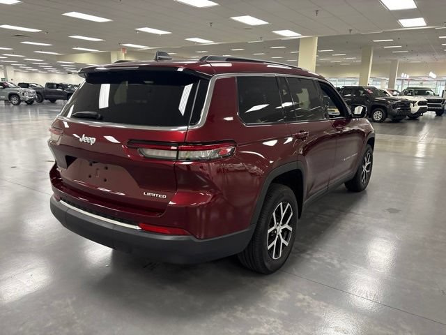 Used 2024 Jeep Grand Cherokee L Limited AWD/4WD image 7