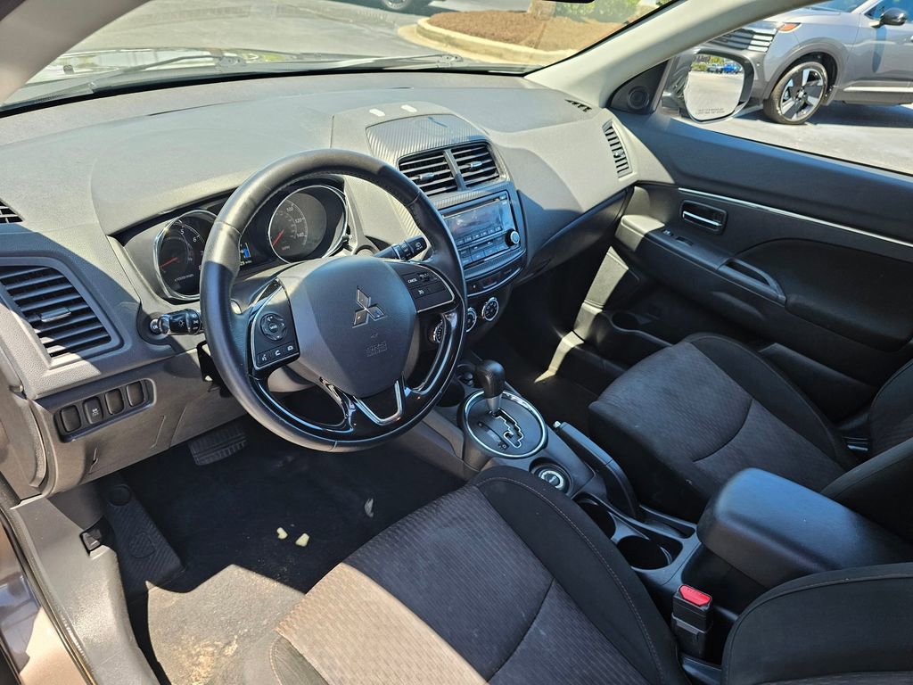Used 2017 Mitsubishi Outlander Sport LE AWD/4WD image 14