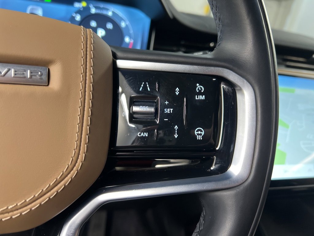 Used 2024 Land Rover Range Rover Sport SE image 17