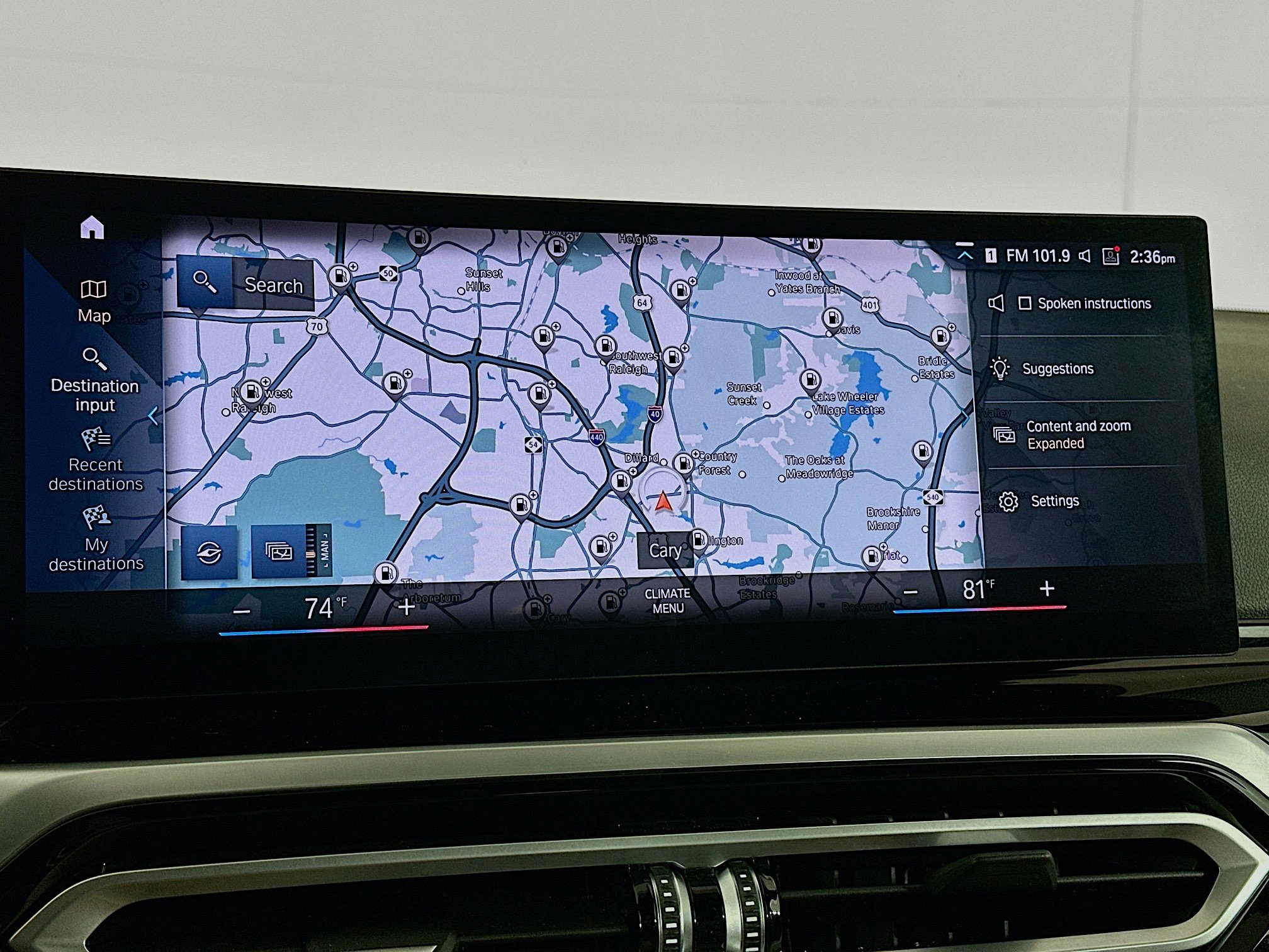 Used 2024 BMW 330i xDrive Sedan w/ Premium Package image 22