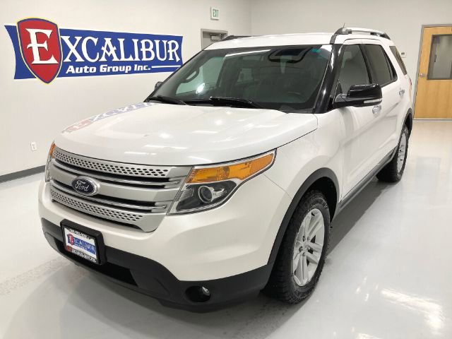 Used 2014 Ford Explorer XLT w/ Equipment Group 201A AWD/4WD image 9
