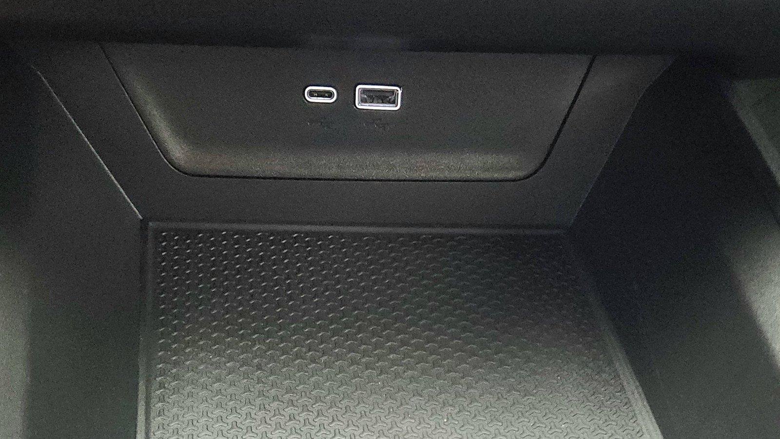 Used 2025 Chevrolet Equinox LT FWD image 32