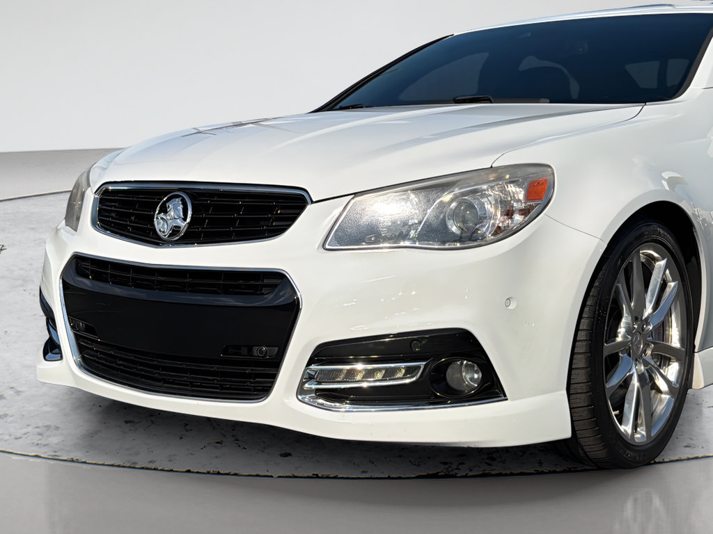 Used 2015 Chevrolet SS RWD image 34