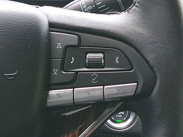 Used 2024 Cadillac Escalade Premium Luxury w/ Performance Package image 13