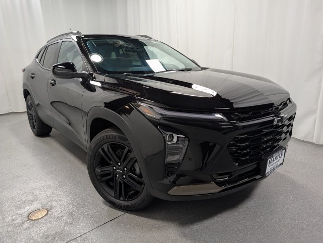 New 2026 Chevrolet Trax ACTIV w/ Driver Confidence Package FWD image 2