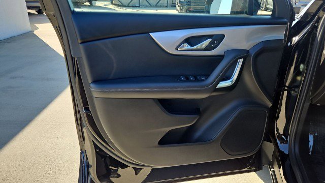 Used 2025 Chevrolet Blazer LT image 22