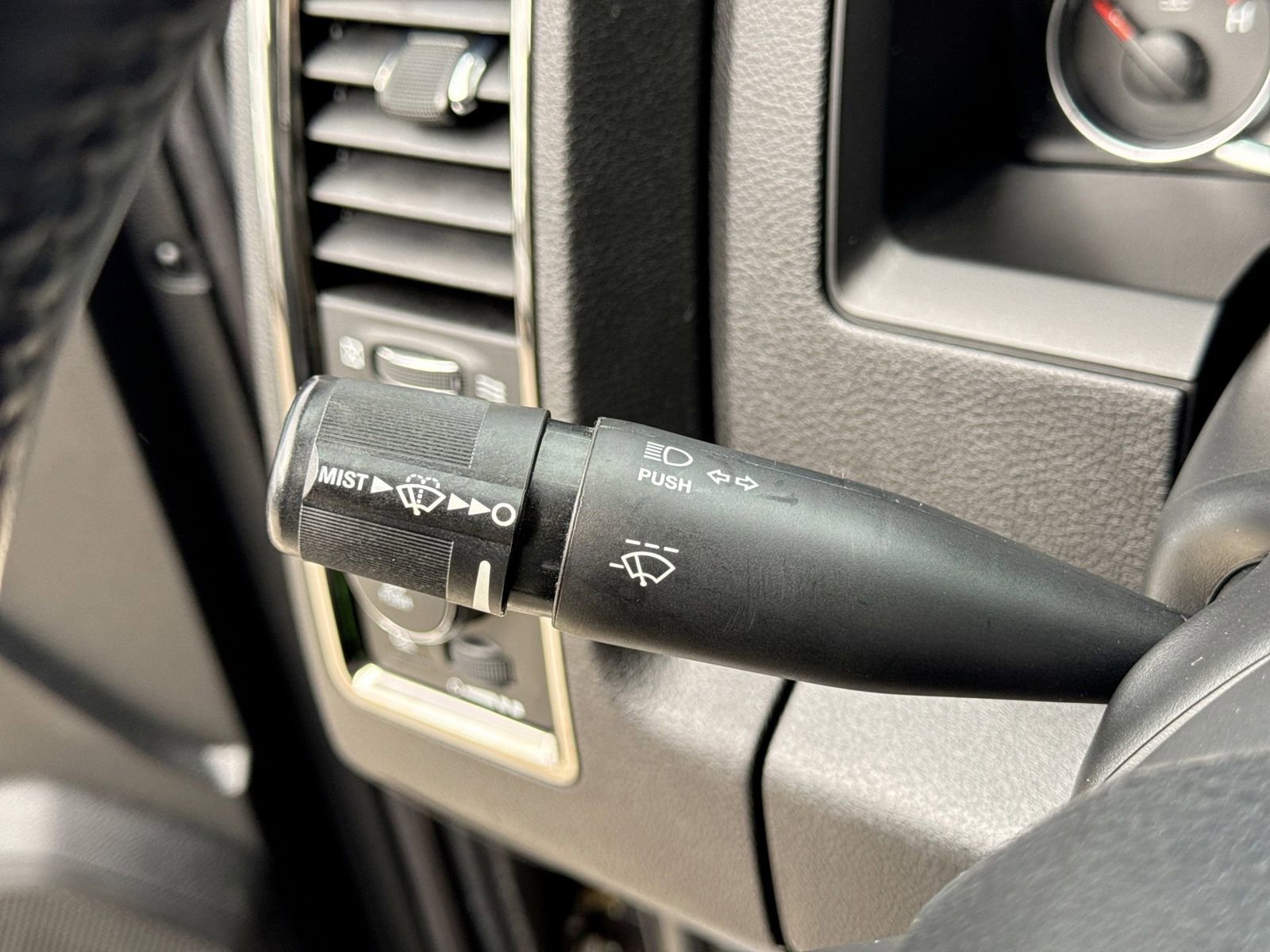 Used 2017 RAM 1500 Sport AWD/4WD image 31