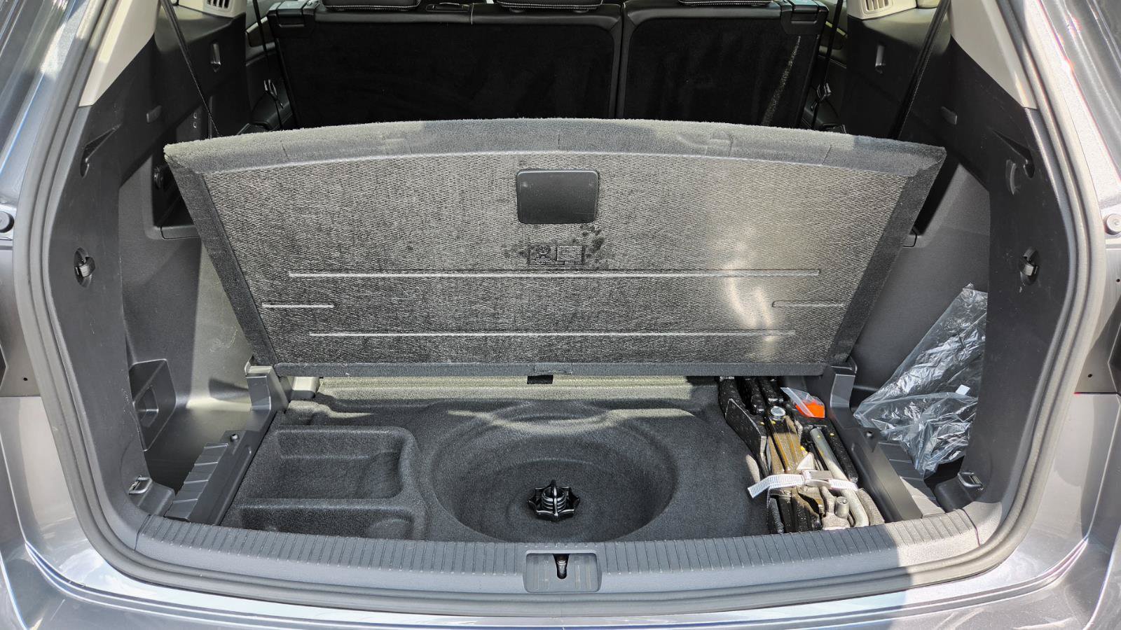 Used 2024 Volkswagen Atlas SE FWD image 67