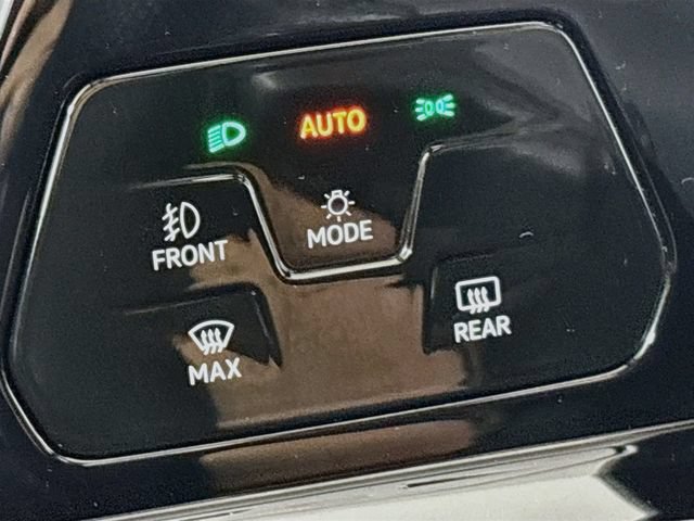 Used 2022 Volkswagen GTI Autobahn FWD image 10