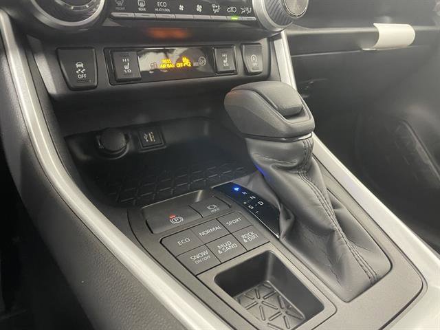 New 2025 Toyota RAV4 XLE image 21