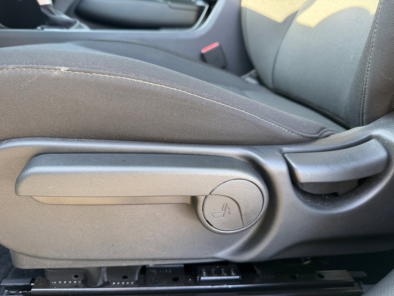 Certified 2026 Hyundai Kona SEL Sport FWD image 14