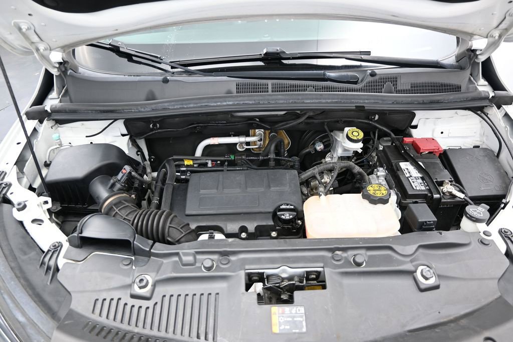 Used 2020 Buick Encore Preferred FWD image 15
