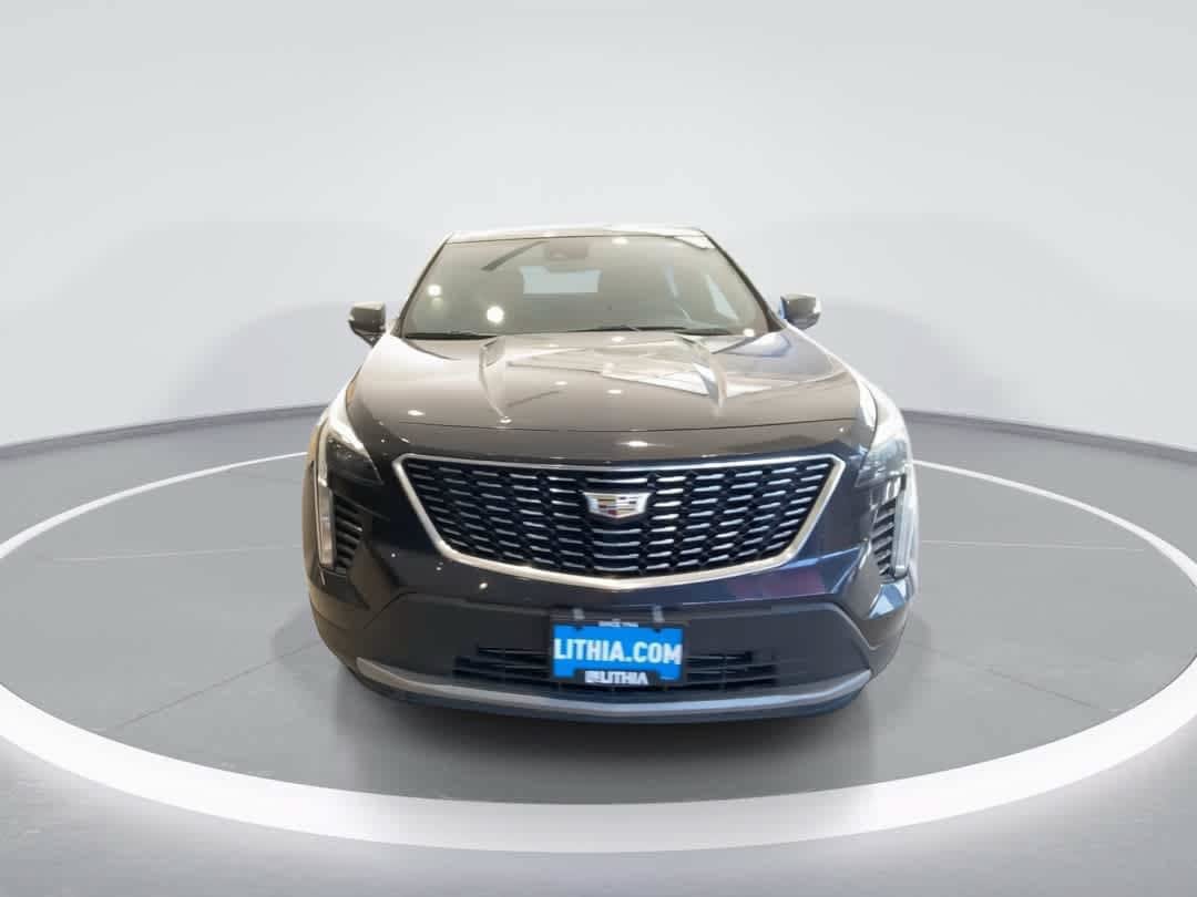 Used 2023 Cadillac XT4 Premium Luxury AWD/4WD image 3
