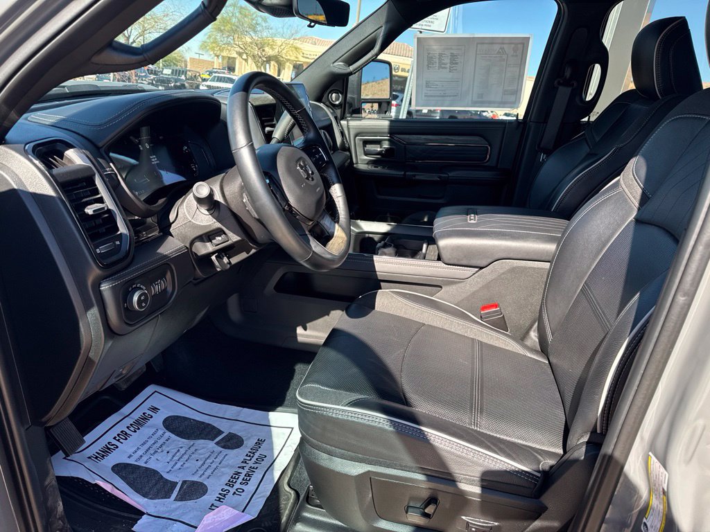 Used 2025 RAM 3500 Limited AWD/4WD image 12