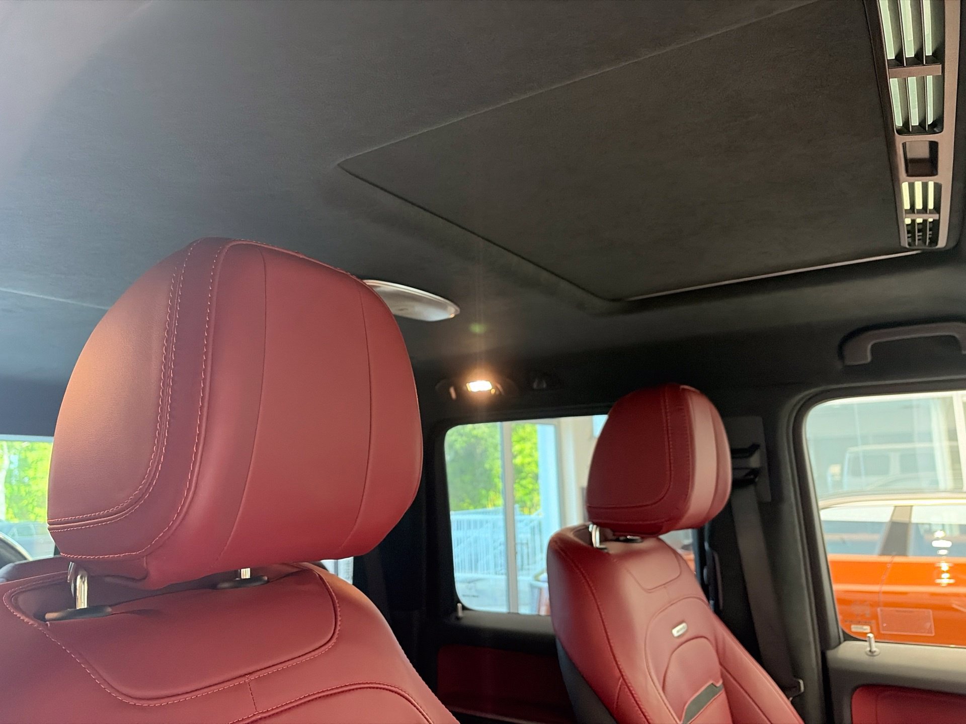 Used 2025 Mercedes-Benz G 63 AMG 4MATIC image 11
