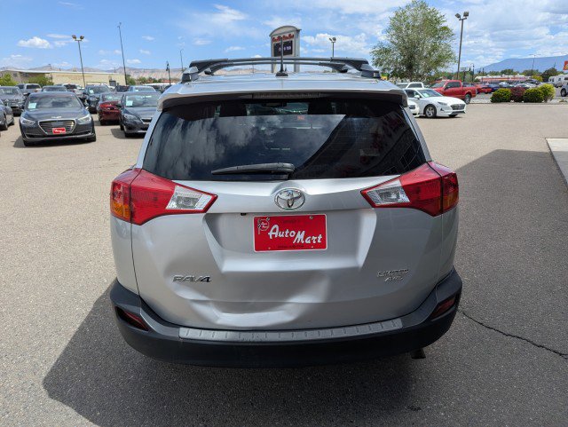 Used 2015 Toyota RAV4 Limited w/ Technology Package image 4